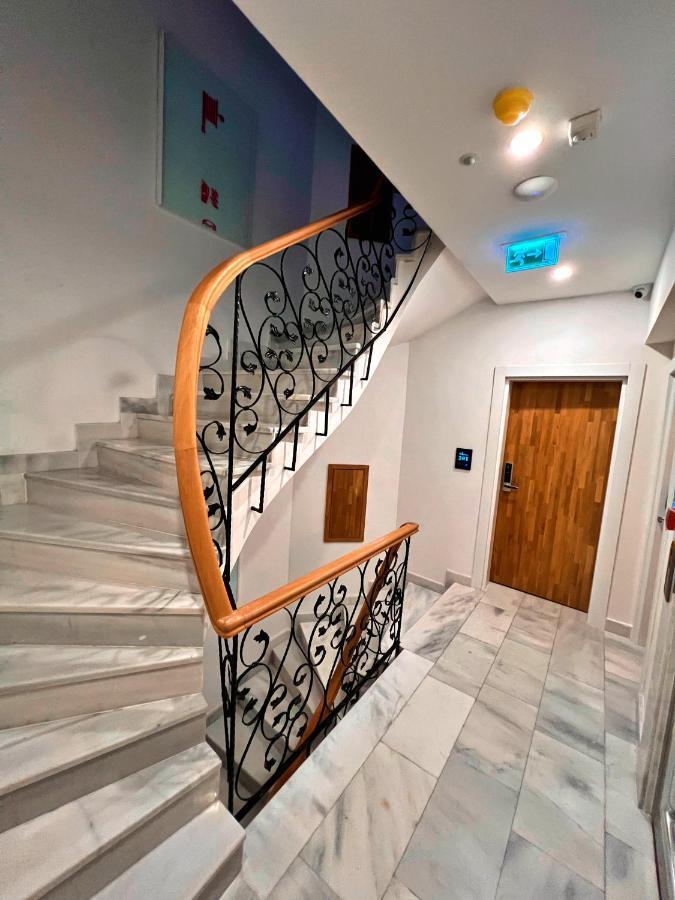 Uk Hotel Istanbul Istambul Exterior foto