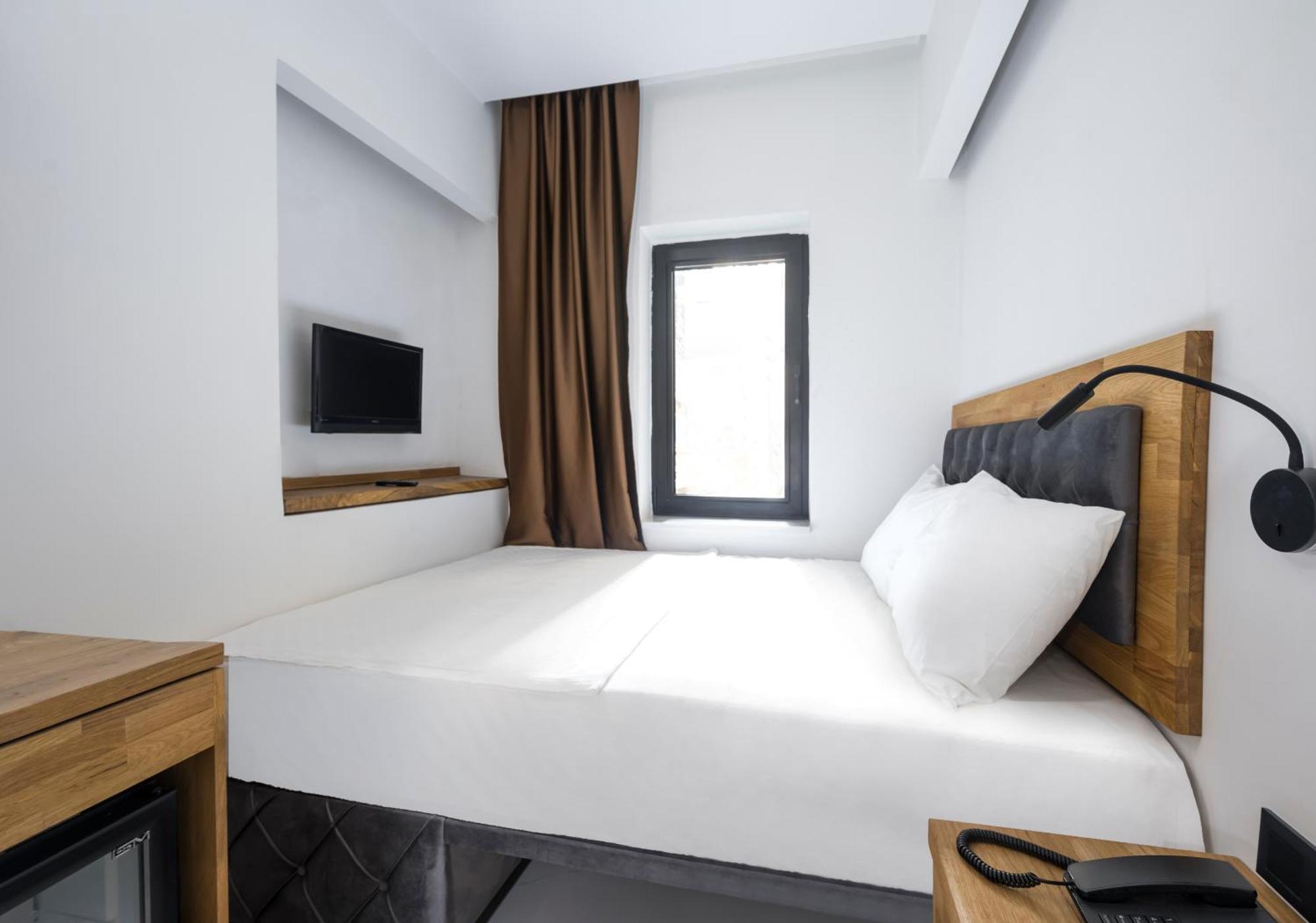 Uk Hotel Istanbul Istambul Exterior foto